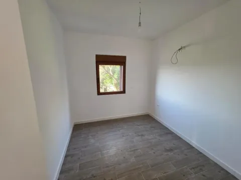Prodaja, trosoban stan, 88m², Pržno, Budva - image 9