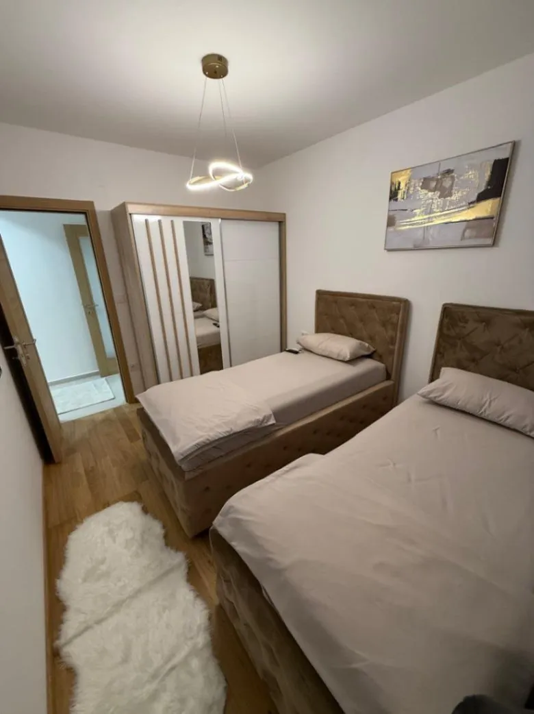 Izdavanje, dvosoban stan, 70m², City Kvart, Podgorica