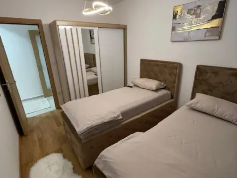 Rent, two bedroom apartment, 70m², City Kvart, Podgorica - image 10