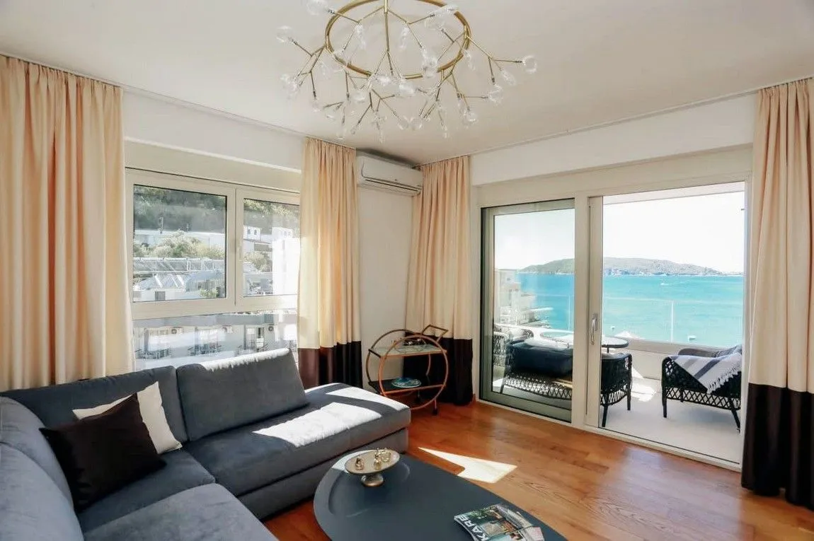 Sale, three bedroom apartment, 120m², Rafailovići, Budva