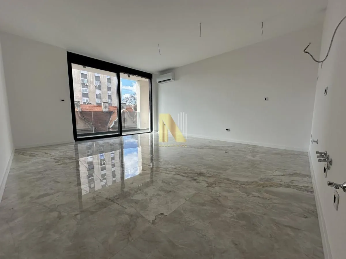 Rent, office space, 61m², Centar, Novi Sad