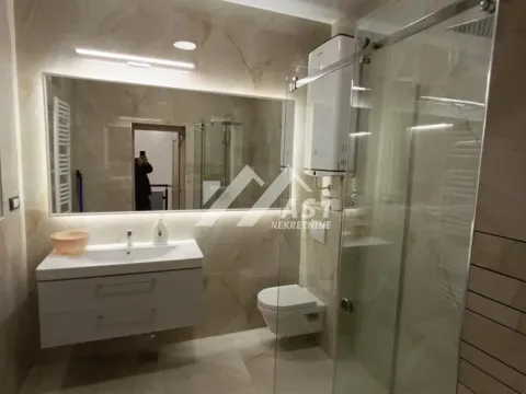 Izdavanje, poslovni prostor, 82m², Sajam, Novi Sad Sve Podlokacije - image 10