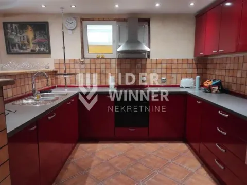 Izdavanje, četvorosoban stan, 260m², Savski Venac, Beograd - image 8