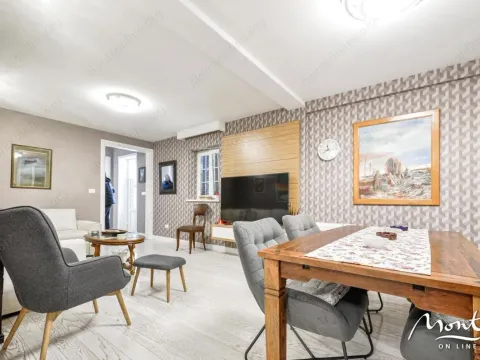 Prodaja, kuća, 240m², Tivat, Crna Gora - image 10