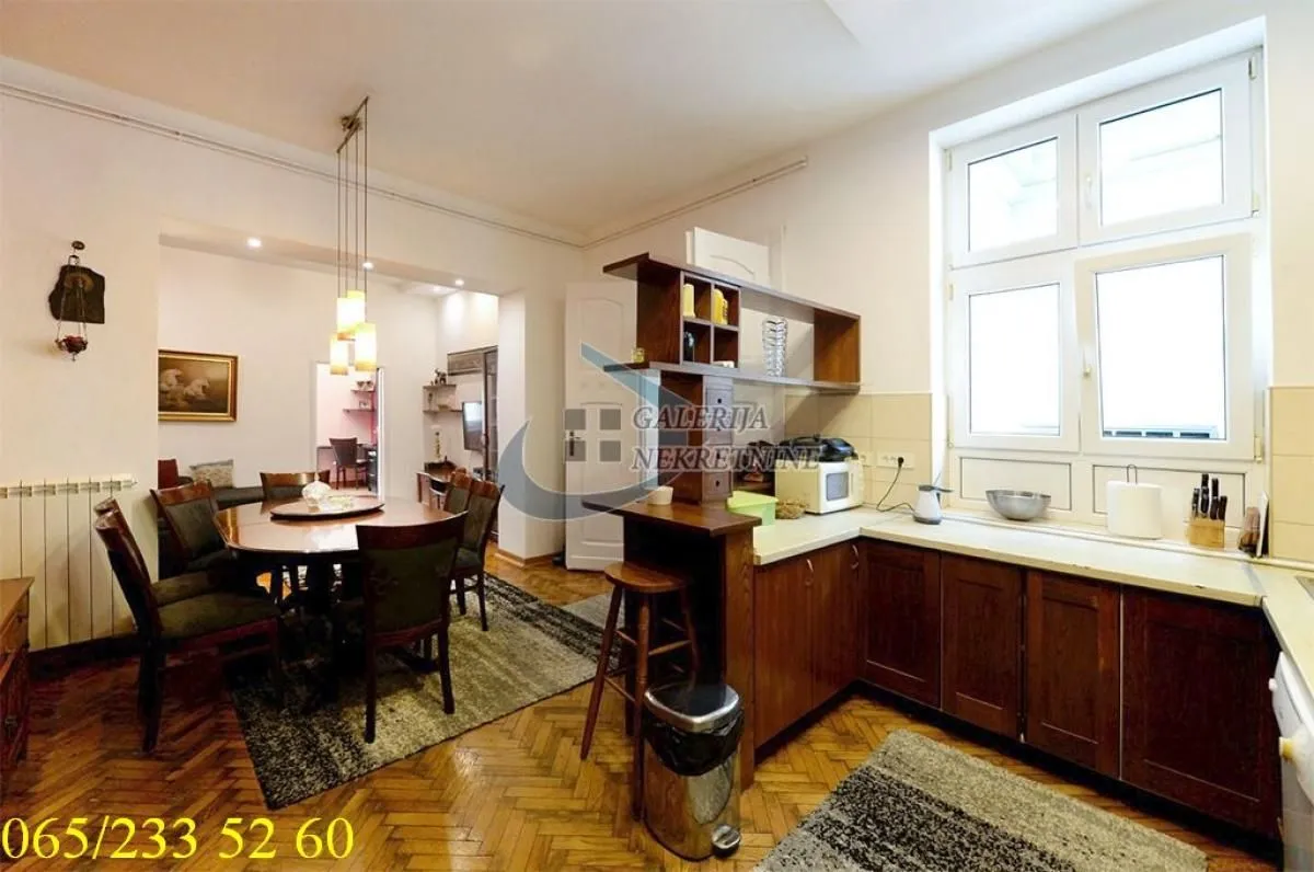 Sale, three bedroom apartment, 86m², Vračar Sve Podlokacije, Beograd