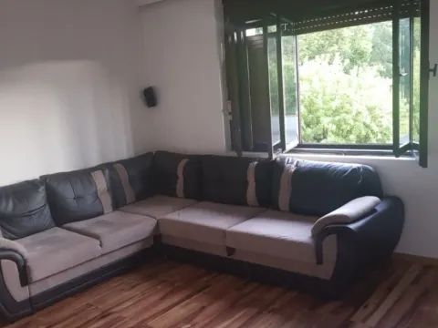 Prodaja, dvosoban stan, 65m2, Centar, Cetinje