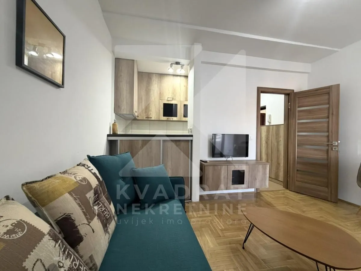 Rent, studio apartment, 25m², Vezirov Most, Podgorica