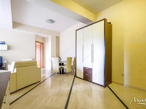 Prodaja, jednosoban stan, 64m², Igalo, Herceg Novi - image 4