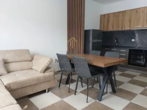 Izdavanje, dvosoban stan, 60m², Radanovići, Kotor - image 4