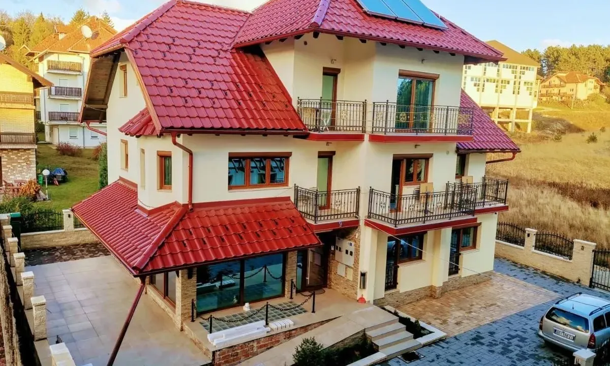 Prodaja, ugostiteljski objekat, 358m², Centar, Zlatibor