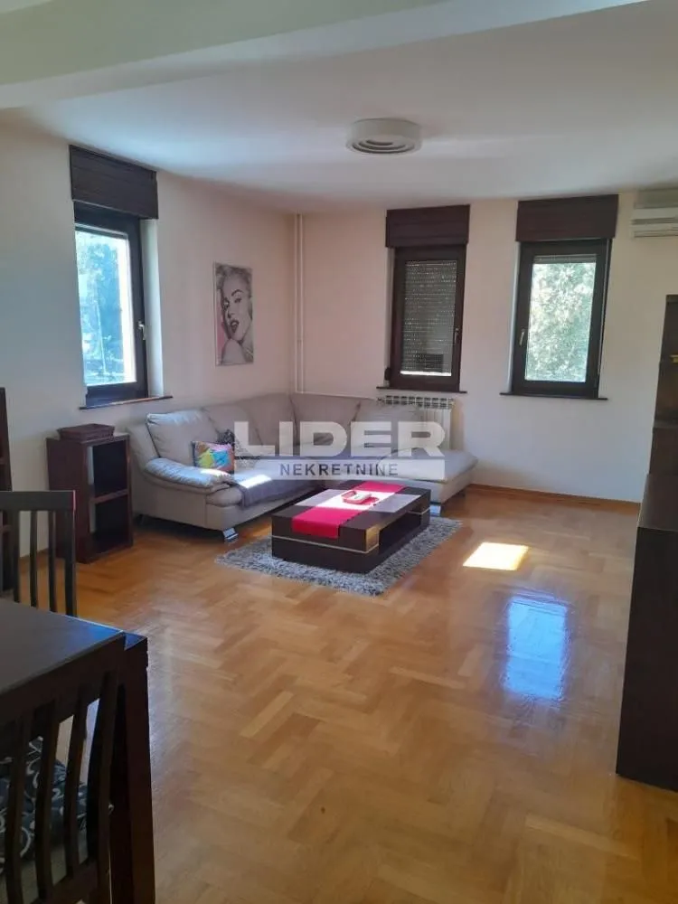 Izdavanje, dvosoban stan, 78m², Retenzija, Beograd