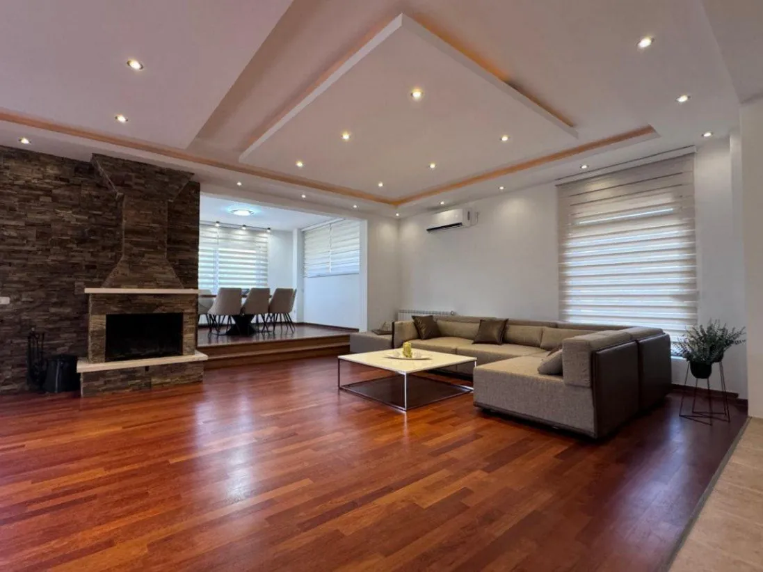 Sale, house, 270m², Utjeha, Bar