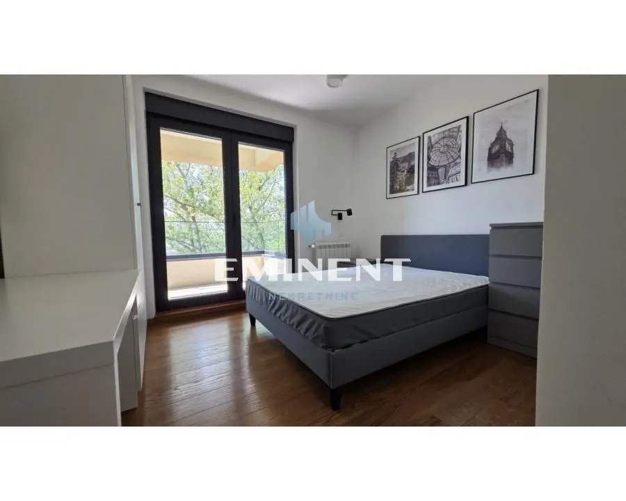 Rent, four bedroom apartment, 98m², Južni Bulevar, Vračar Sve Podlokacije