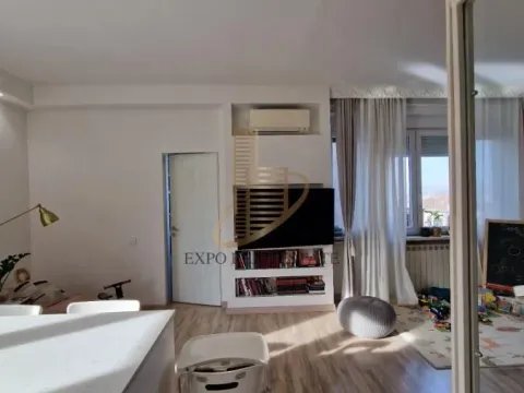 Prodaja, trosoban stan, 73m², Stari Grad, Beograd - image 11