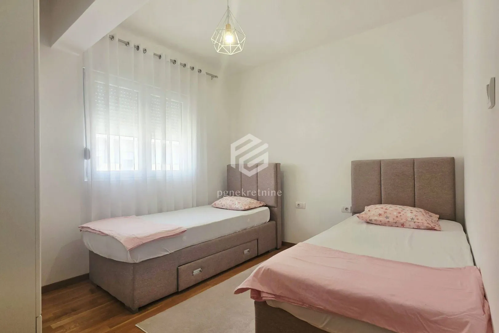 Rent, two bedroom apartment, 57m², Stari Aerodrom, Podgorica
