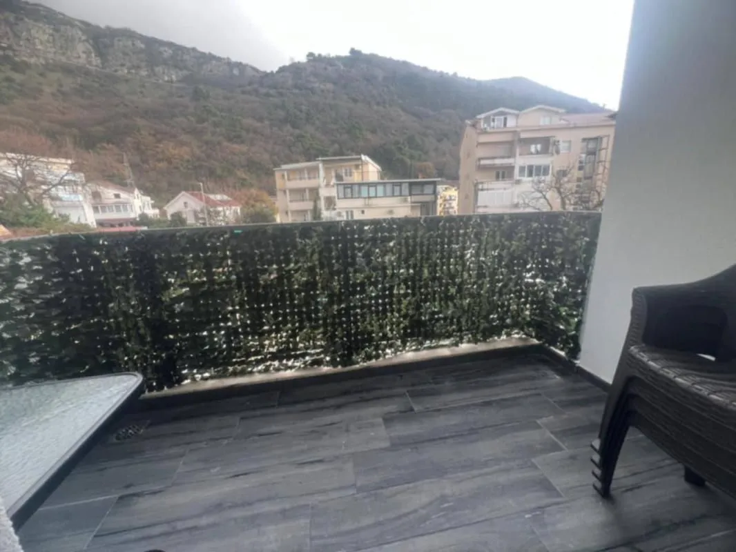 Sale, one bedroom apartment, 42m², Lazi, Budva