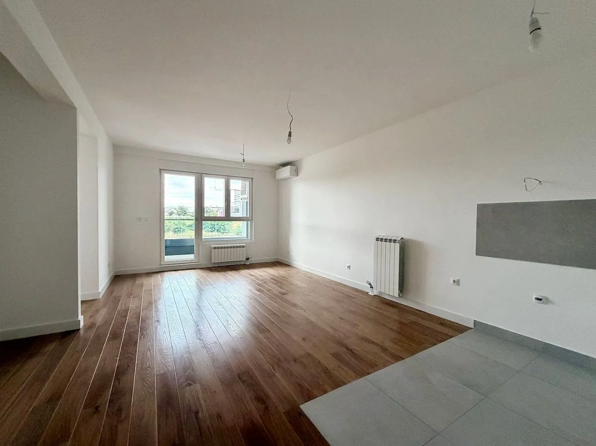 Izdavanje, poslovni prostor, 70m², Novi Beograd Blok 65, Novi Beograd Sve Podlokacije
