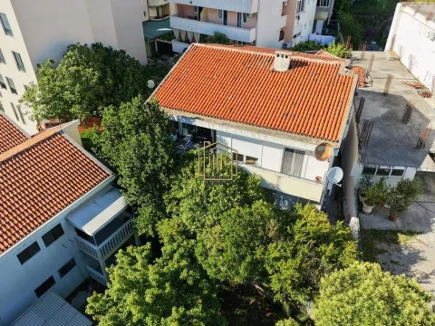 Sale, three bedroom apartment, 103m², Bečići, Budva - image 2