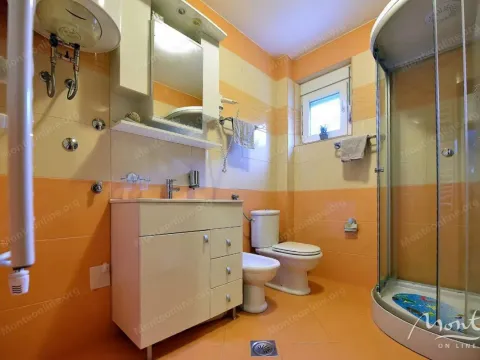 Sale, house, 175m², Podgorica, Crna Gora - image 26