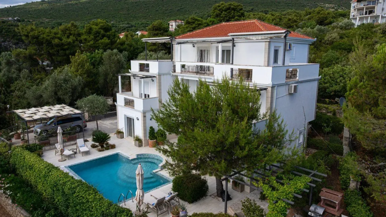 Prodaja, kuća, 357m², Žanjice, Herceg Novi