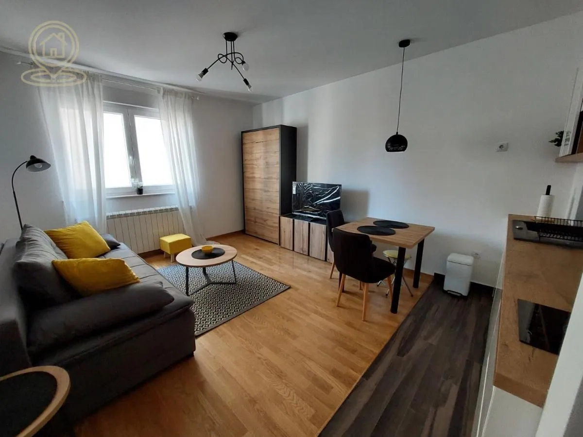 Izdavanje, jednosoban stan, 25m², Autokomanda, Voždovac Sve Podlokacije