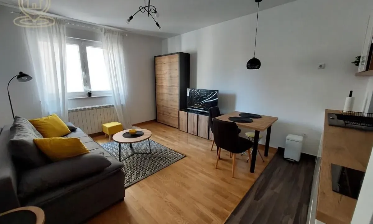 Izdavanje, jednosoban stan, 25m², Autokomanda, Voždovac Sve Podlokacije