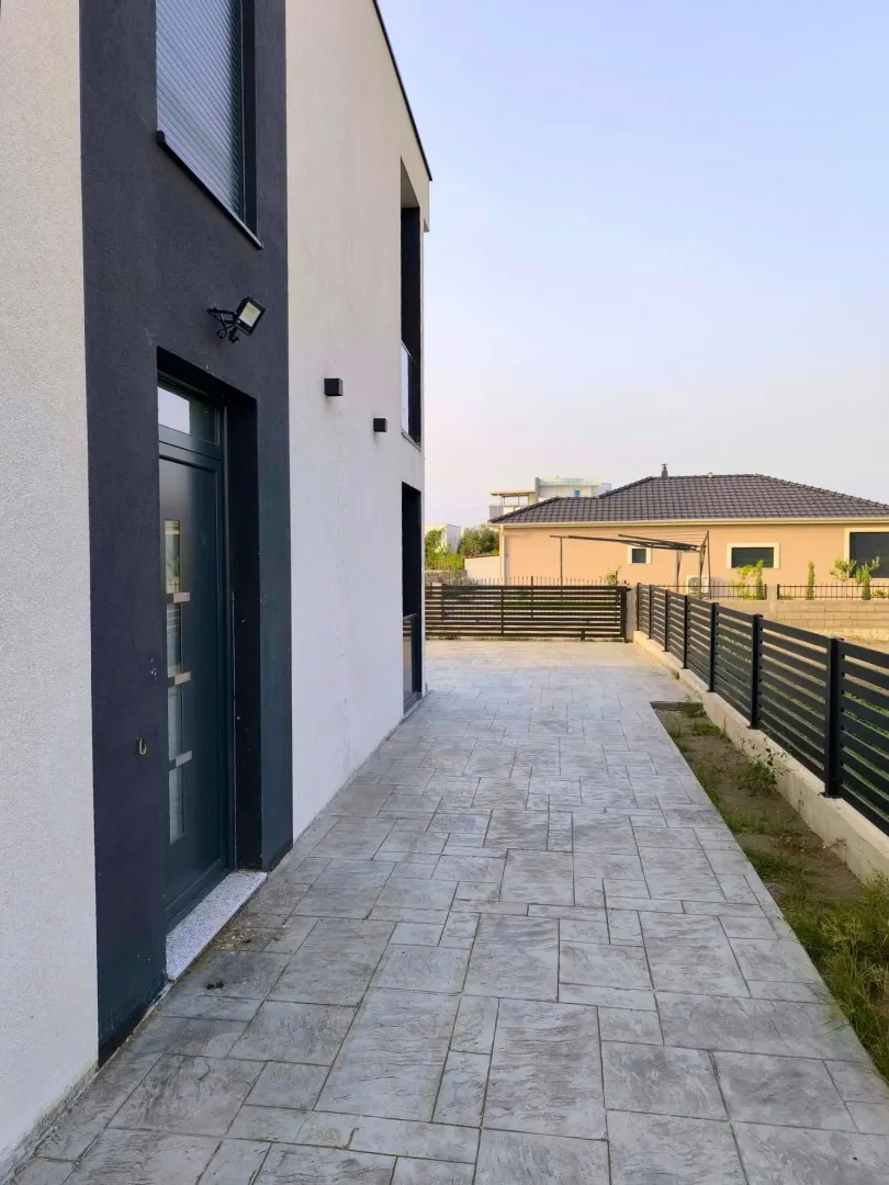 Prodaja, kuća, 170m², Donji Štoj, Ulcinj