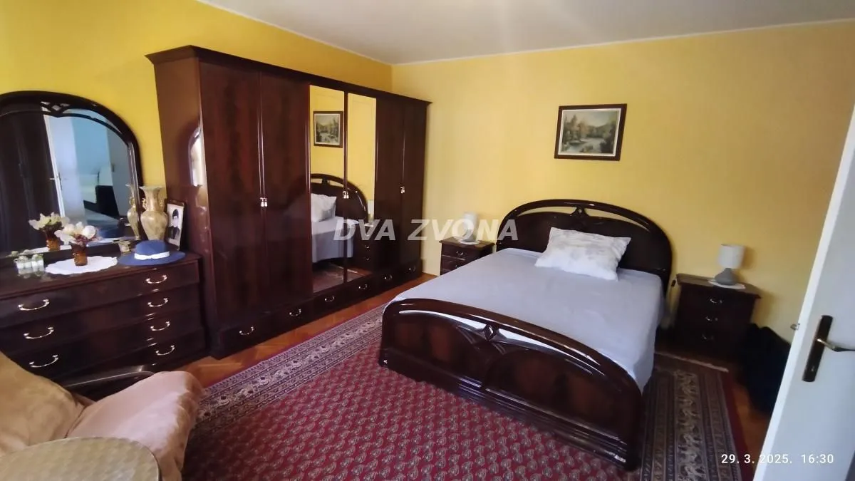 Prodaja, kuća, 274m², Temerin, Novi Sad