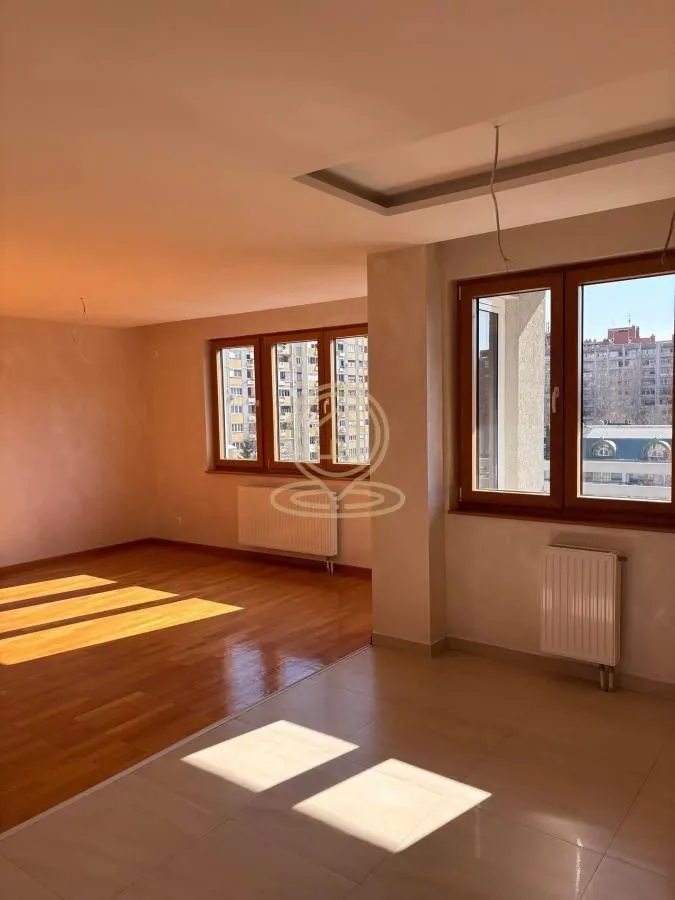 Prodaja, stan, 154m², Medijana, Niš