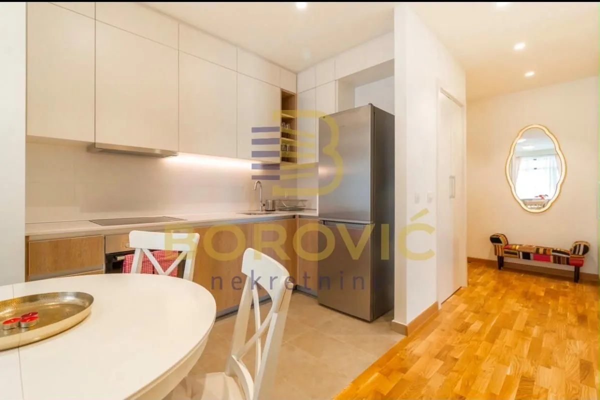 Rent, three bedroom apartment, 86m², Savski Venac, Beograd