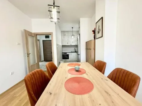 Izdavanje, dvosoban stan, 75m², Ljubović, Podgorica - image 8