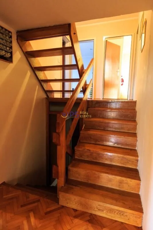 Sale, house, 300m², Bar, Crna Gora