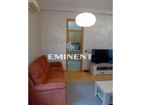 Izdavanje, trosoban stan, 98m², Savski Venac, Beograd - image 5