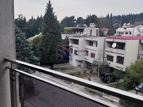 Izdavanje, jednosoban stan, 44m², Gorica C, Podgorica - image 17