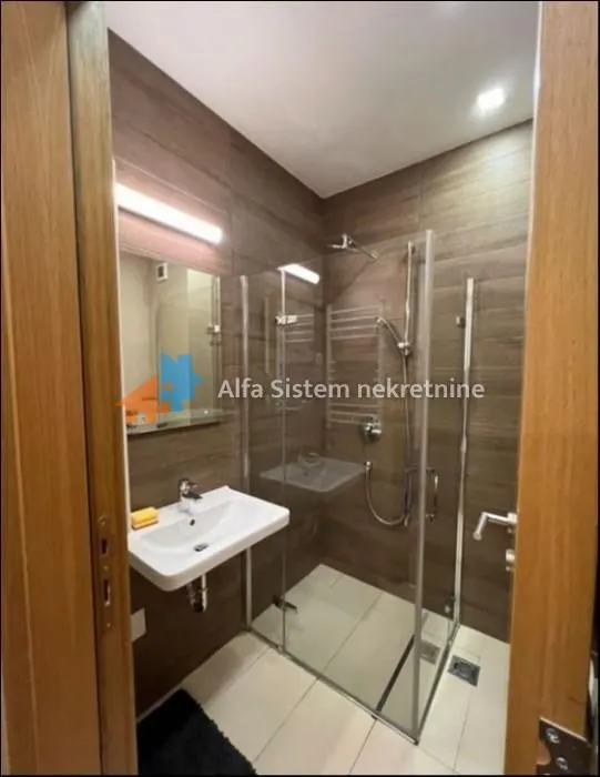 Rent, three bedroom apartment, 86m², Tašmajdan, Palilula Sve Podlokacije