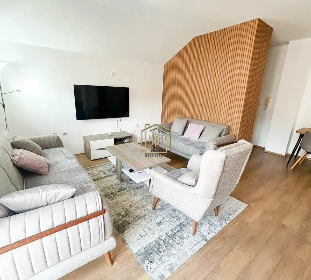 Prodaja, jednosoban stan, 58m², Momišići, Podgorica