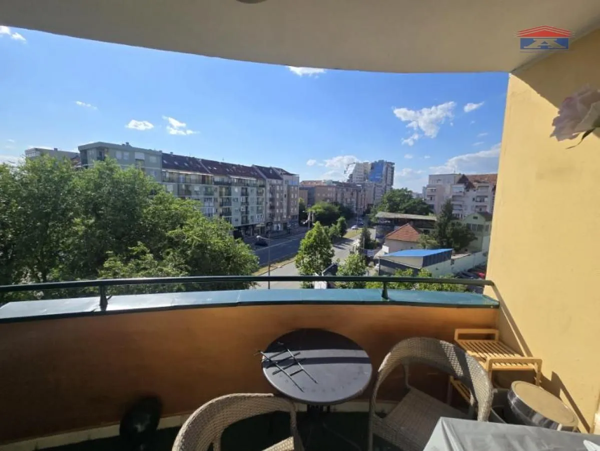 Prodaja, trosoban stan, 86m², Bulevar Evrope, Novi Sad Sve Podlokacije