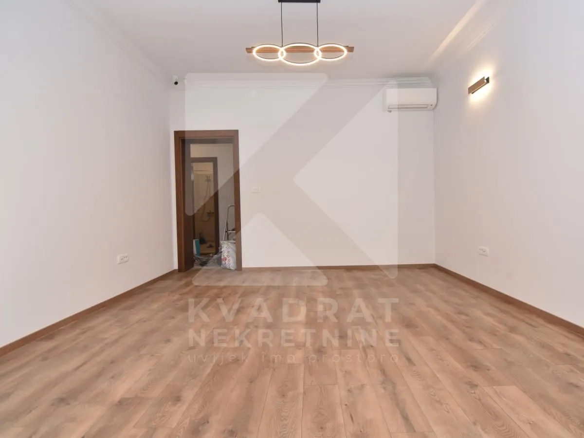 Rent, office space, 70m², Centar, Podgorica