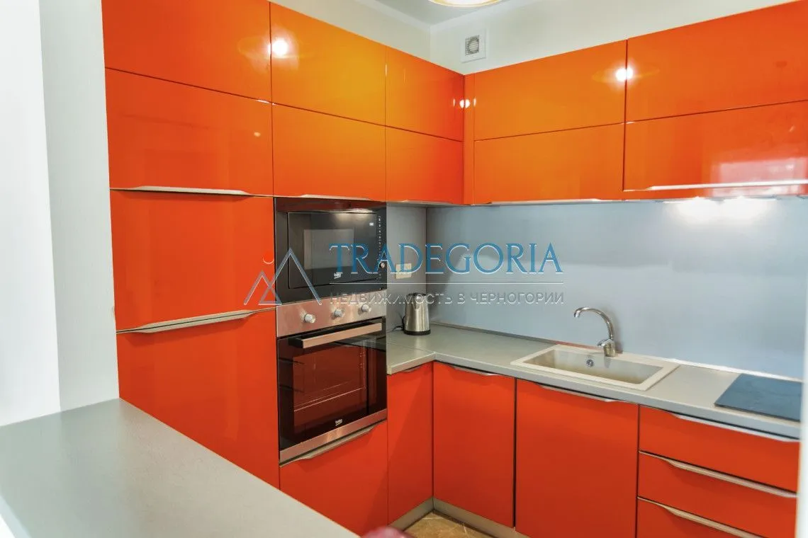 Prodaja, dvosoban stan, 71m², Budva, Crna Gora