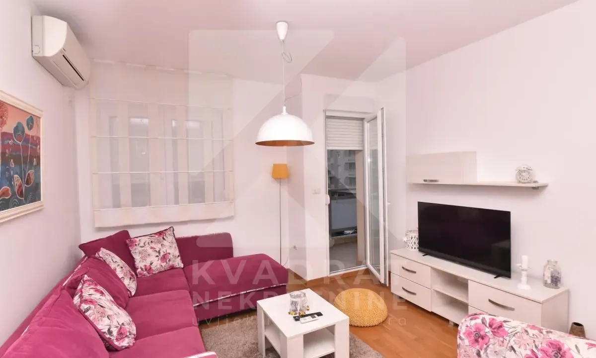 Rent, one bedroom apartment, 45m², City Kvart, Podgorica