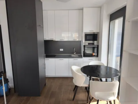 Rent, one bedroom apartment, 49m², Centar, Bar - image 6