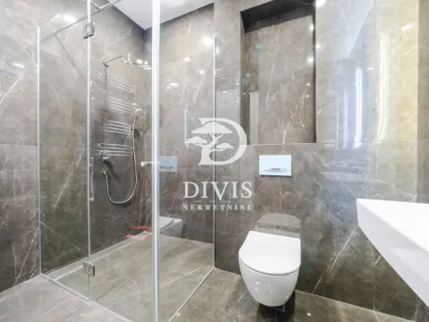 Rent, four bedroom apartment, 150m², Stari Grad, Beograd - image 12