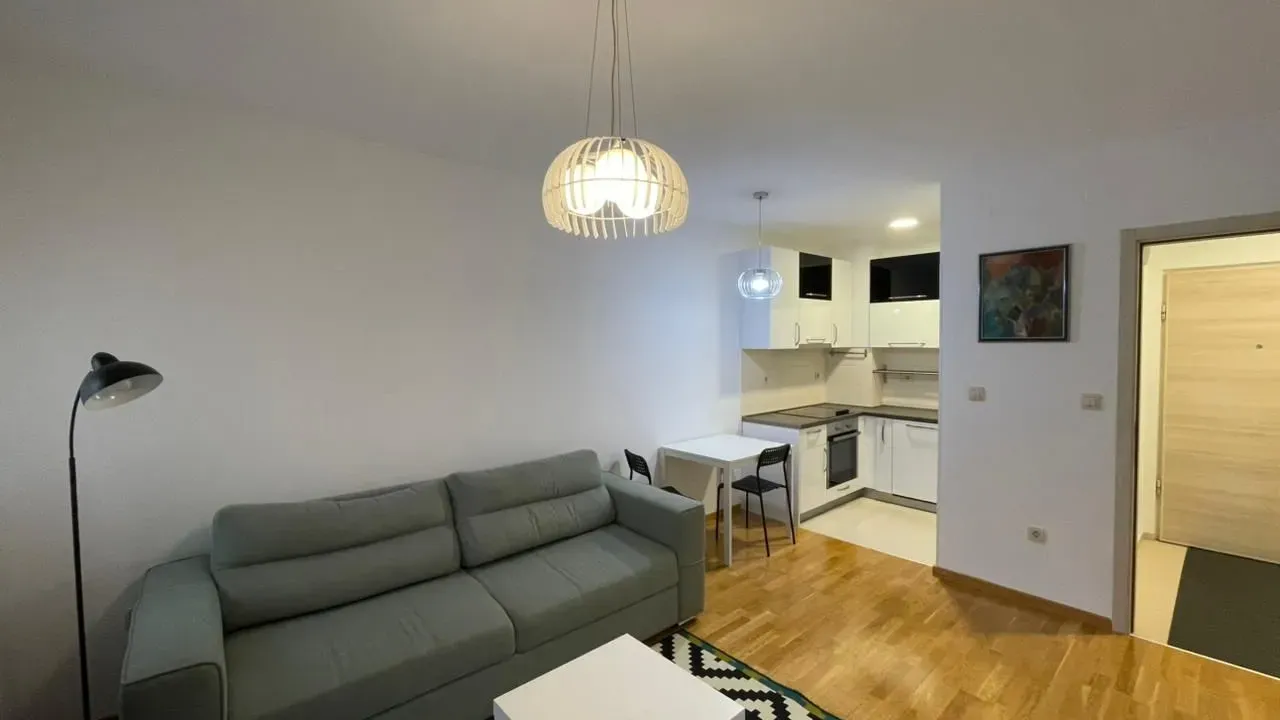 Prodaja, jednosoban stan, 43m², Stari Aerodrom, Podgorica