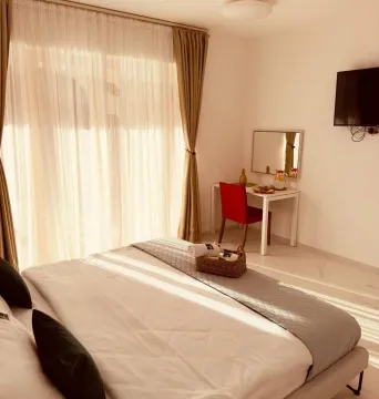 Rent, one bedroom apartment, 53m², Bečići, Budva - image 4