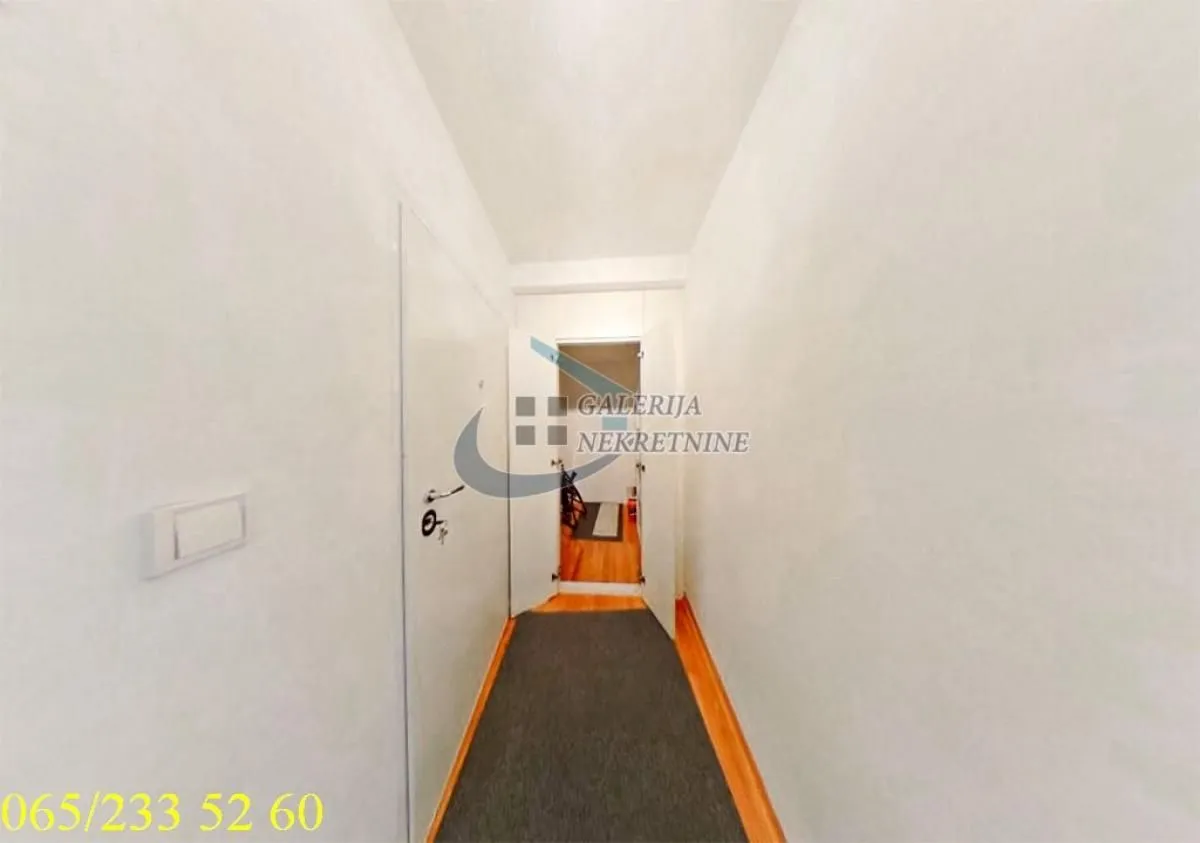 Izdavanje, trosoban stan, 85m², Vračar Hram, Vračar Sve Podlokacije
