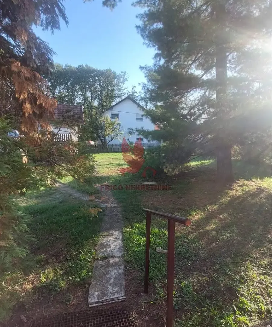 Prodaja, kuća, 118m², Centar, Topola