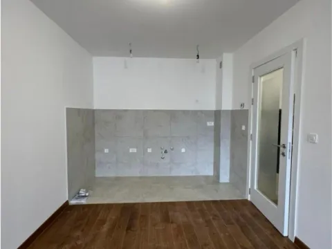 Izdavanje, dvosoban stan, 64m², Podgorica, Crna Gora - image 3