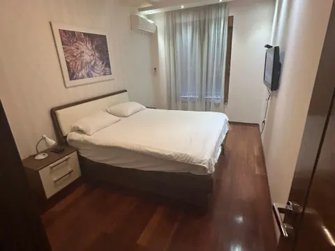 Rent, one bedroom apartment, 55m², Centar, Podgorica - image 9