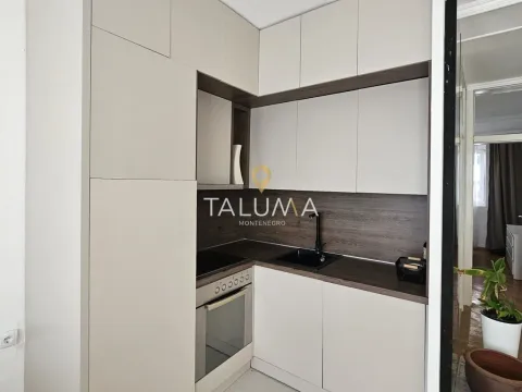 Izdavanje, dvosoban stan, 70m², Preko Morače, Podgorica - image 4