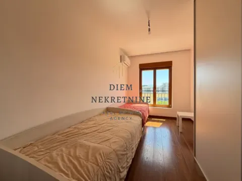 Rent, two bedroom apartment, 70m², Master Kvart, Podgorica - image 8